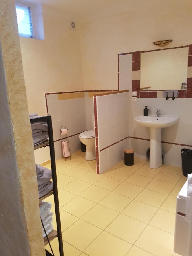 Bed and Breakfast Les Belles Nuits Le Bousquet-d'Orb Esterno foto